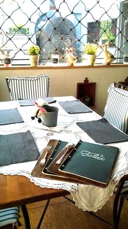 Penzion A Restauracia Toldi Galanta Luaran gambar