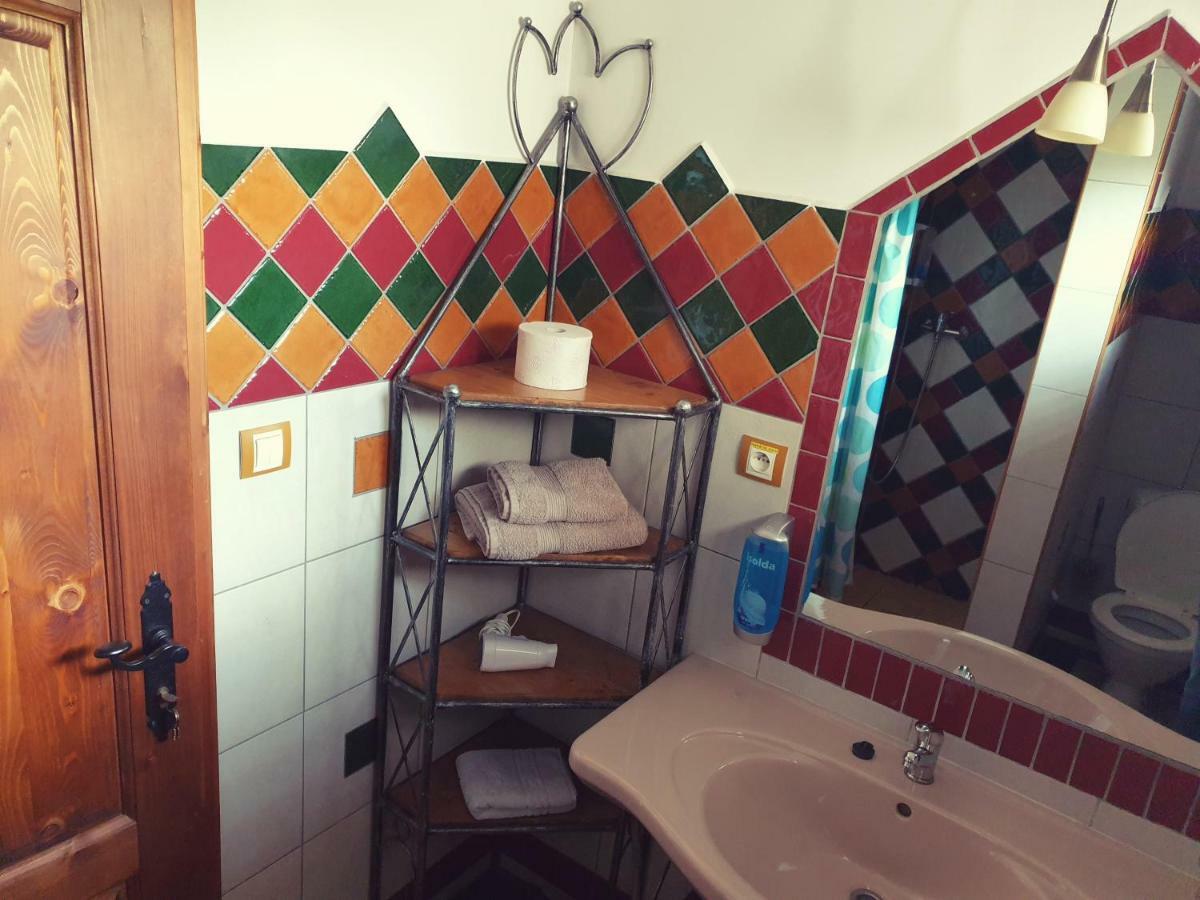 Penzion A Restauracia Toldi Galanta Luaran gambar